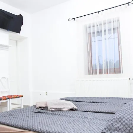 Apartamento Bázis